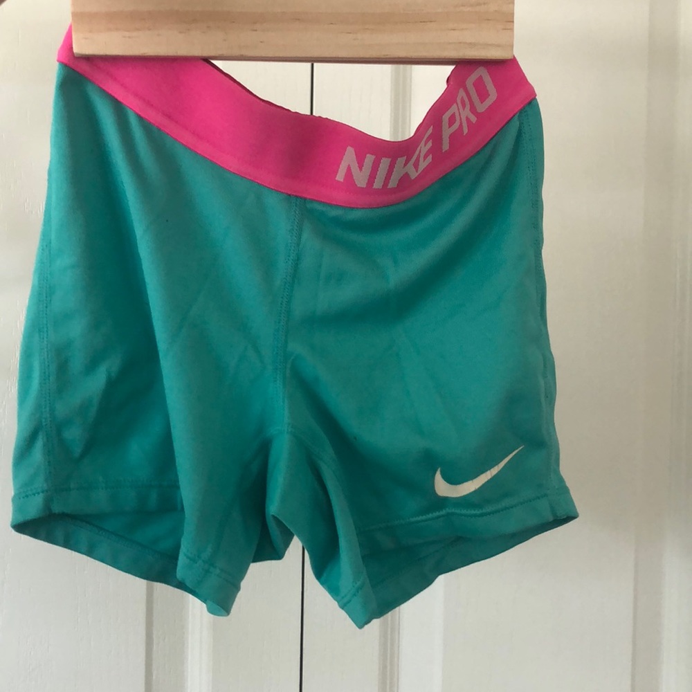 girls nike spandex